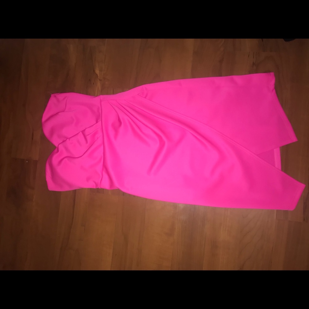 Pretty pink dress with slit